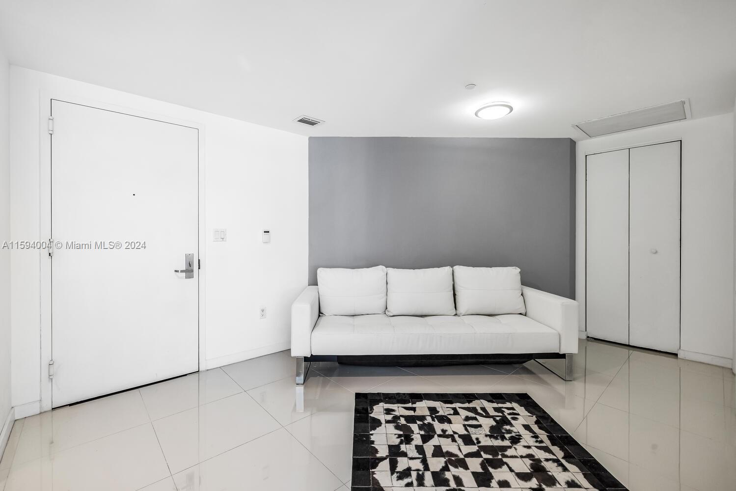 475 Brickell Ave # 2409