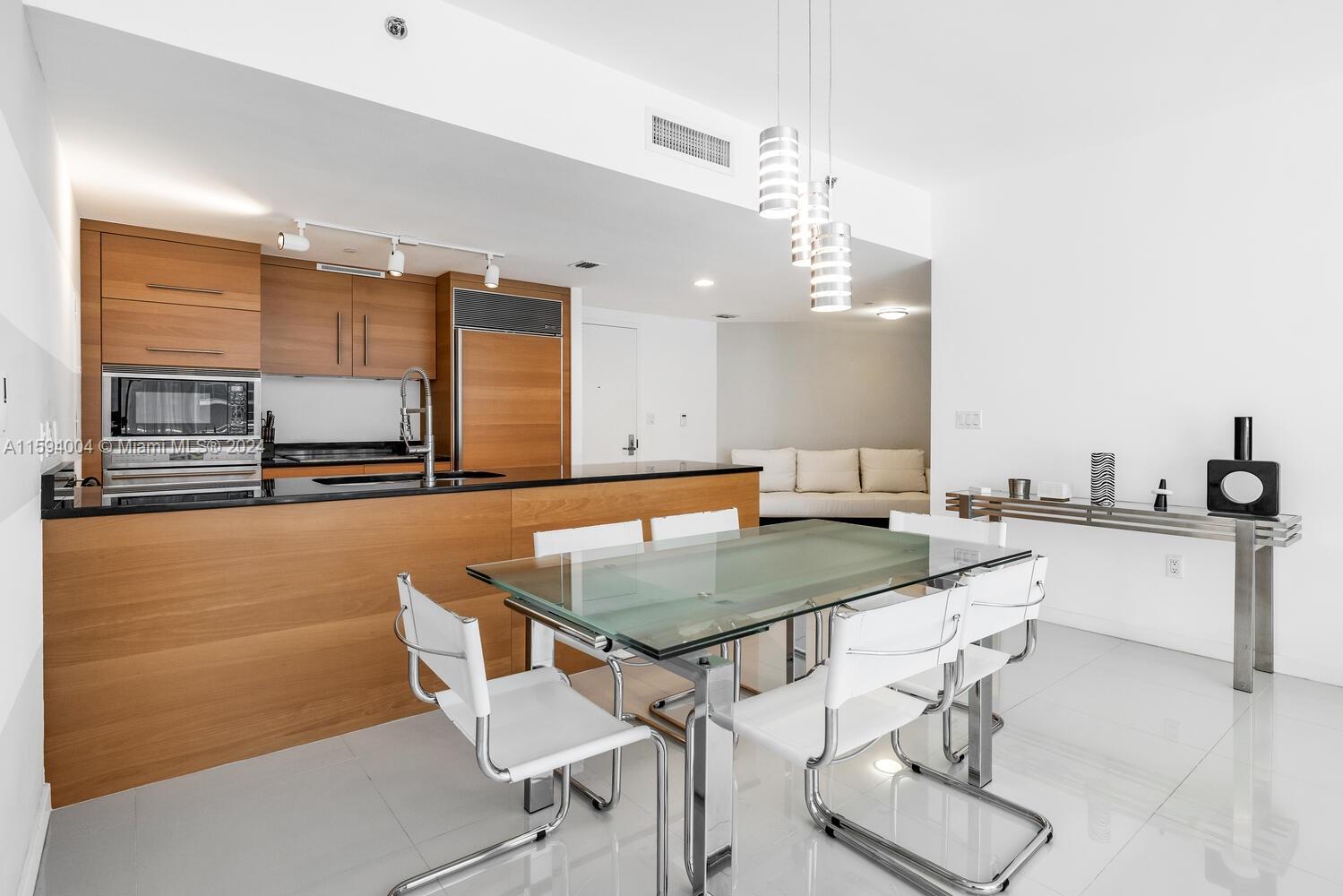 475 Brickell Ave # 2409