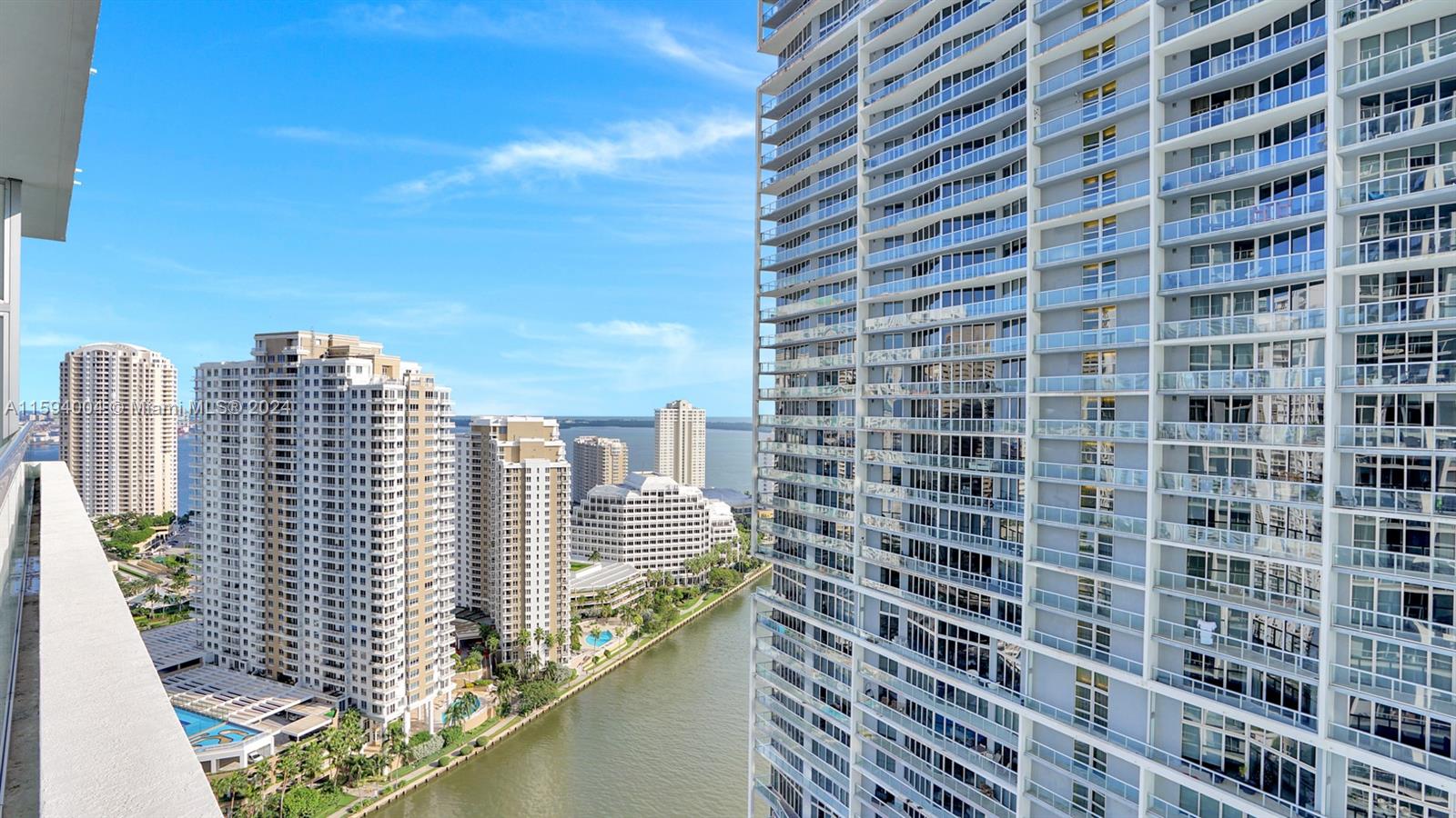 475 Brickell Ave # 2409