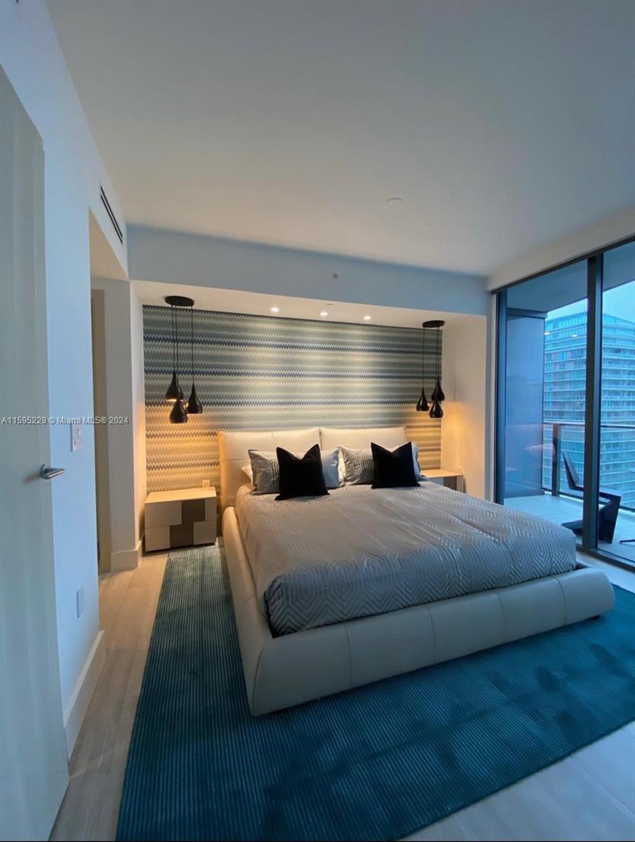 1000 Brickell Plz # 3308