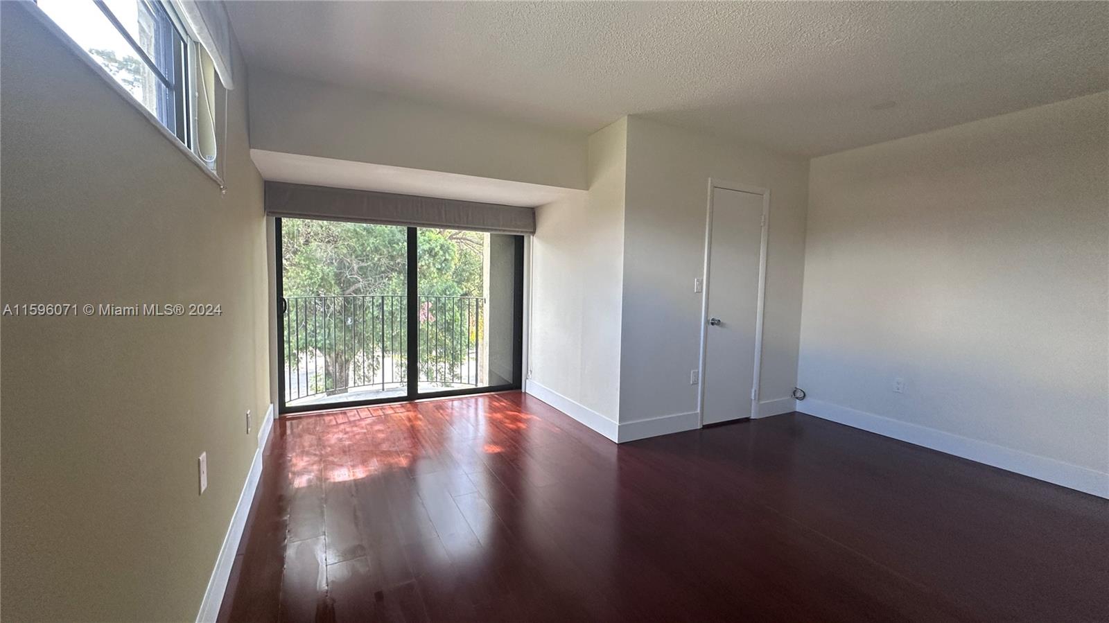 1521 NE 105th St # 1 Unit: 1-1