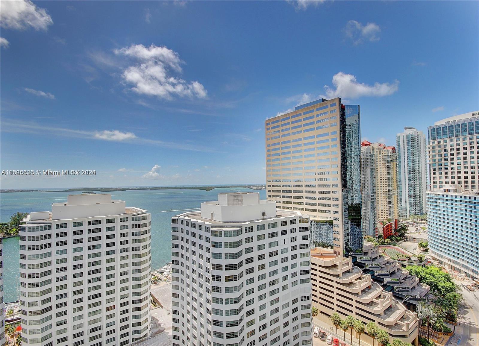950 Brickell Bay Dr # 1911