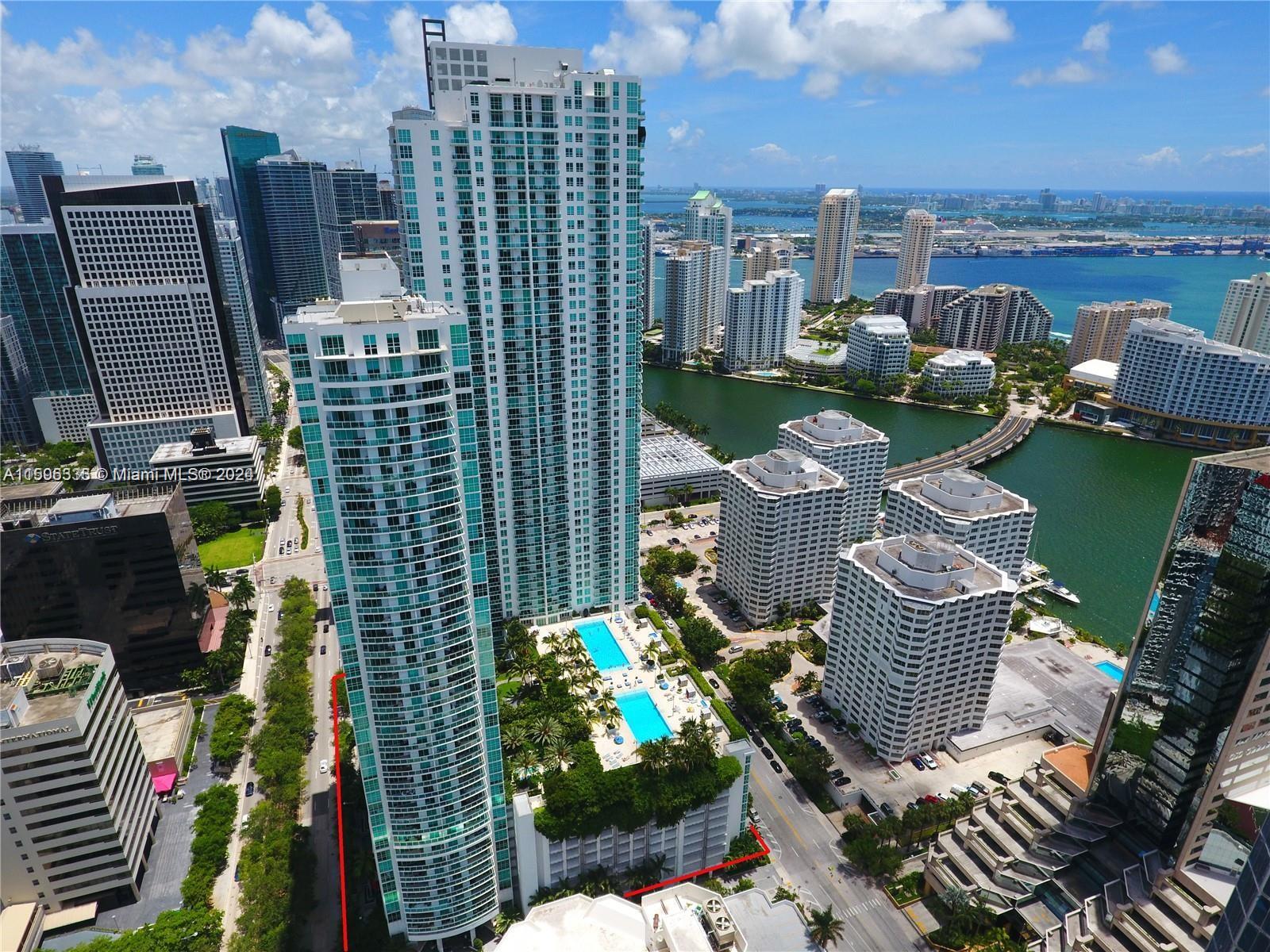 950 Brickell Bay Dr # 1911