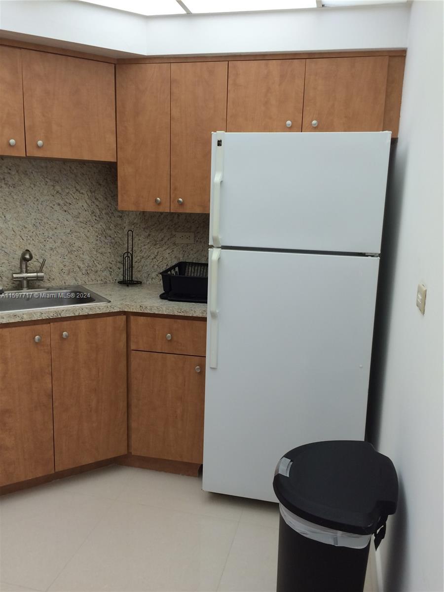 1408 Brickell Bay Dr # 106