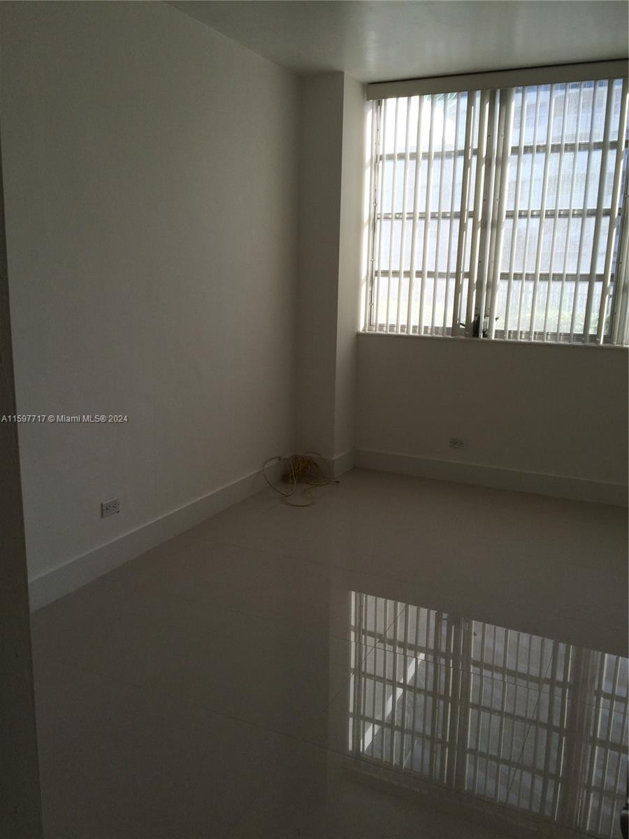 1408 Brickell Bay Dr # 106