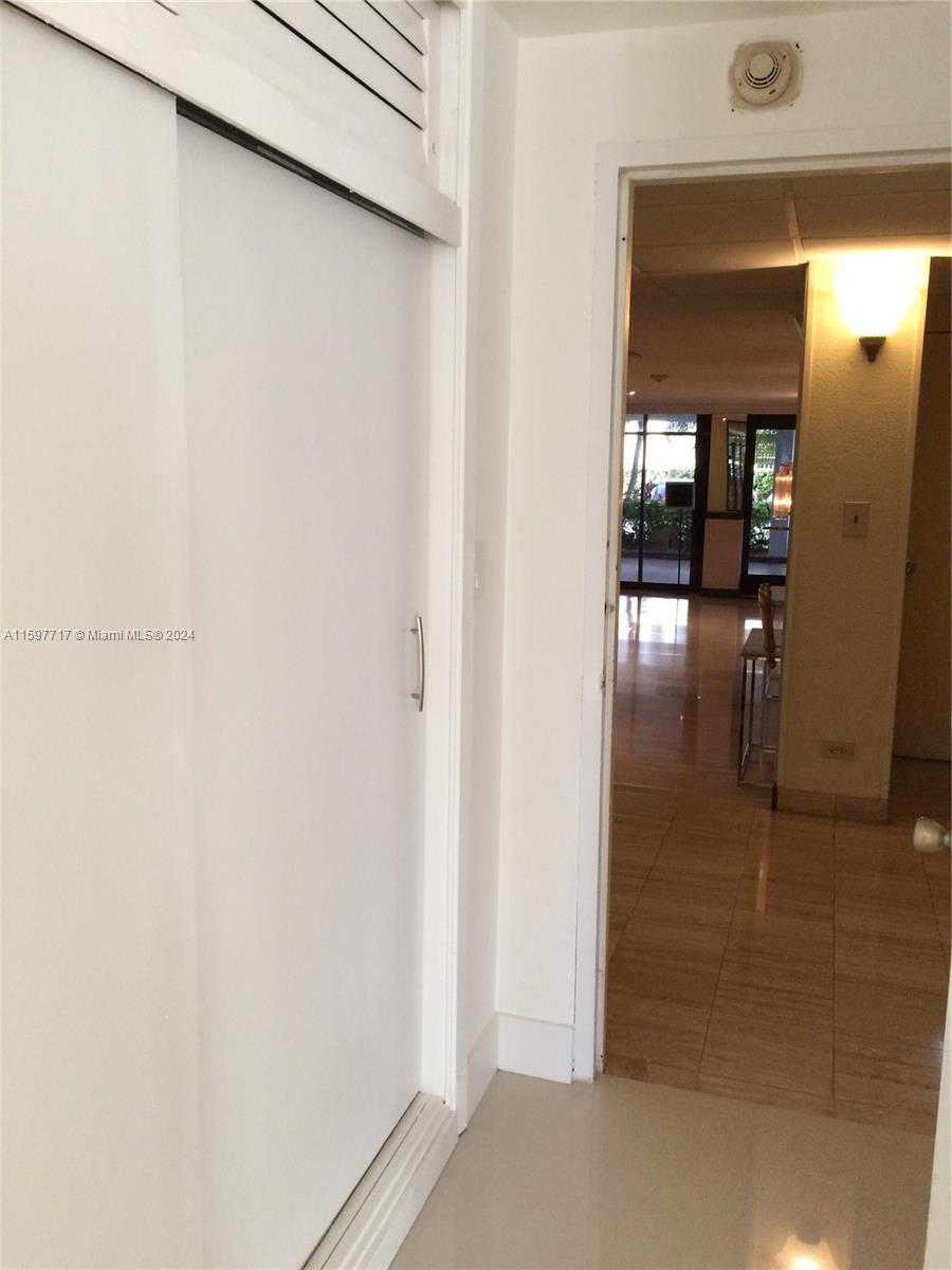 1408 Brickell Bay Dr # 106