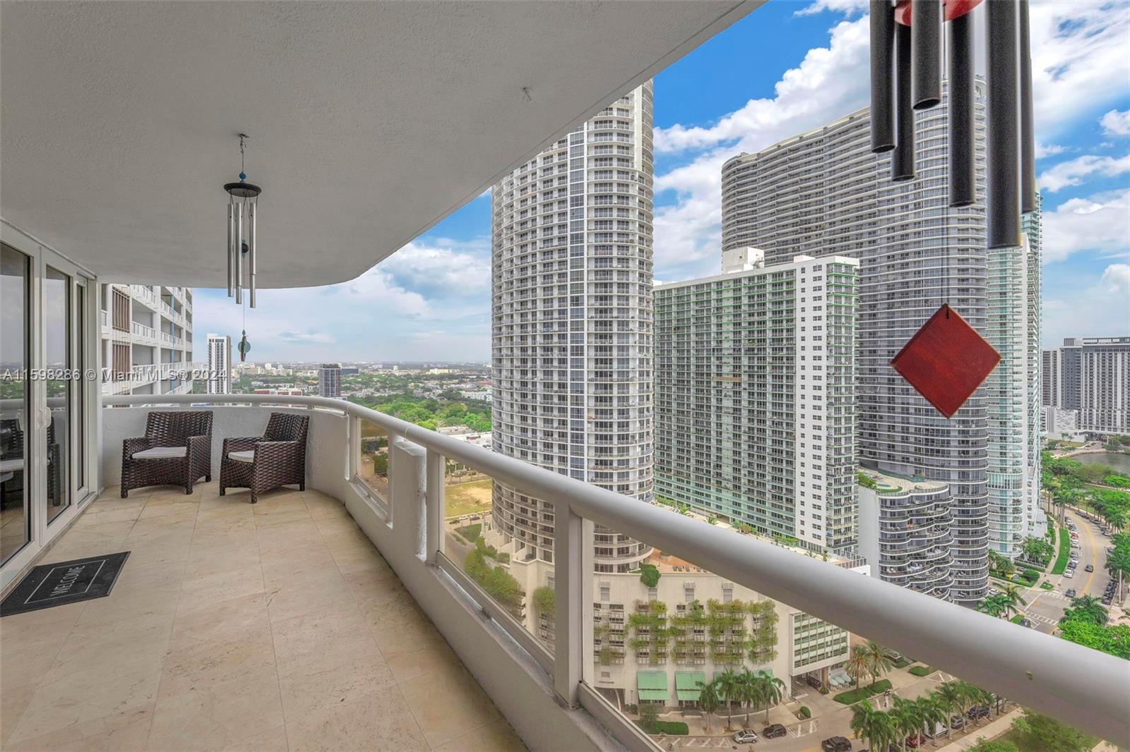 1717 N Bayshore Dr # 3137 Unit: A-3137