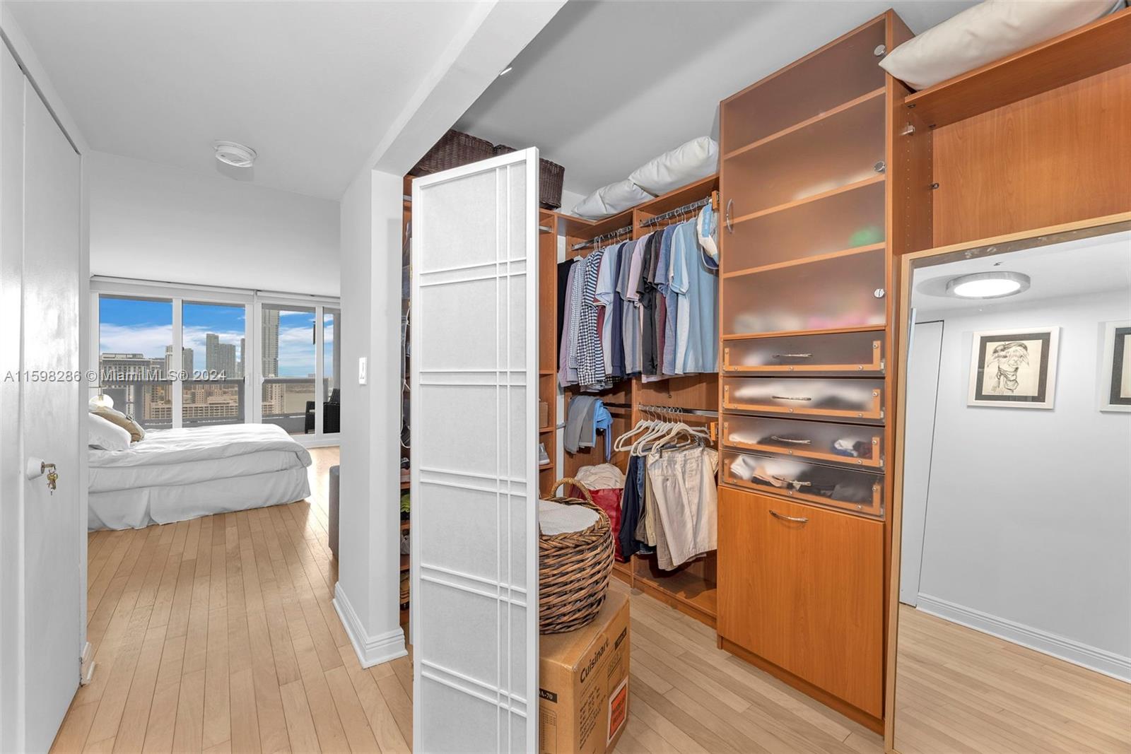 1717 N Bayshore Dr # 3137 Unit: A-3137