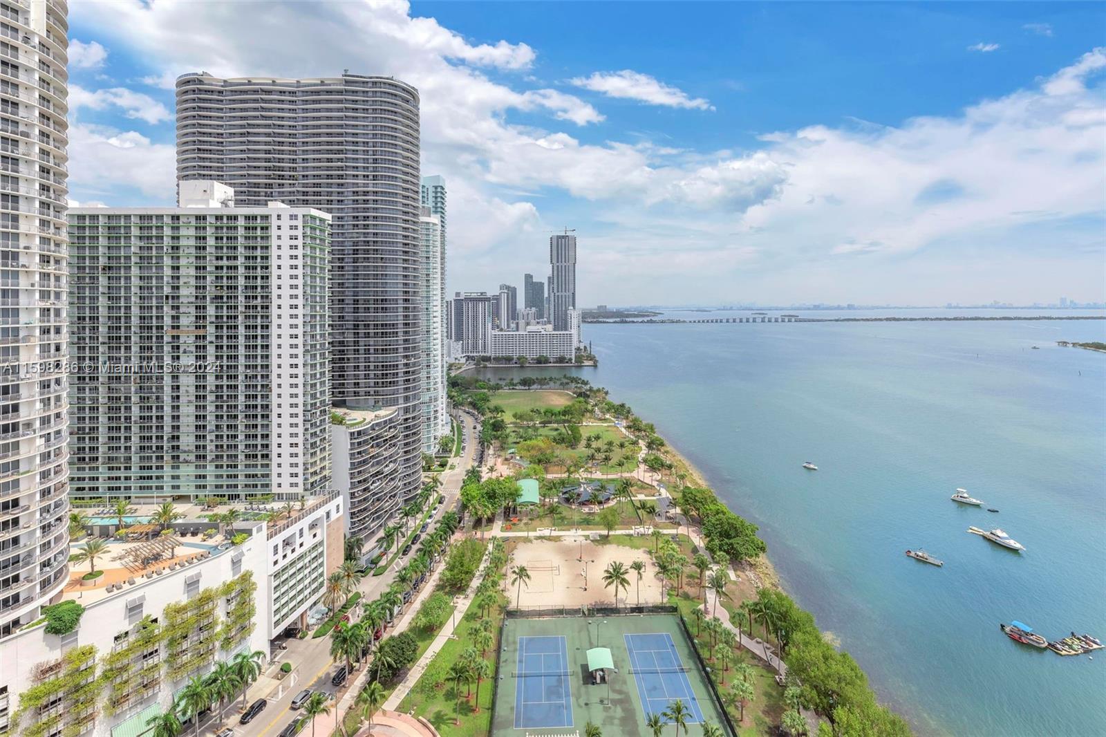 1717 N Bayshore Dr # 3137 Unit: A-3137