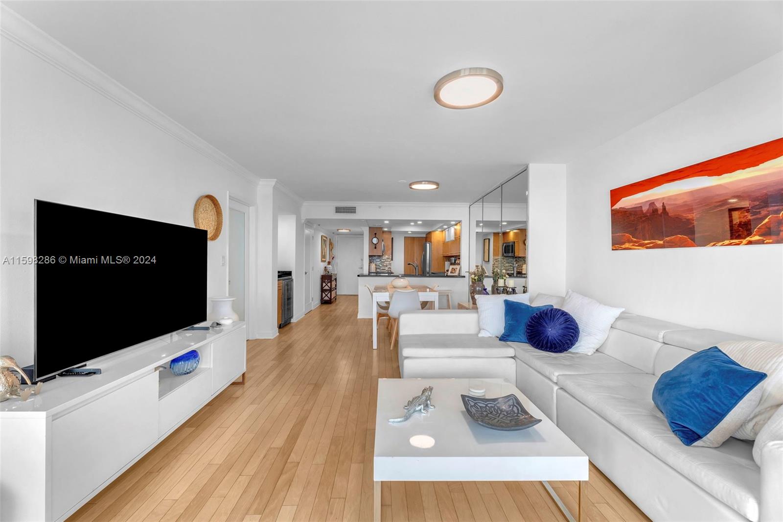 1717 N Bayshore Dr # 3137 Unit: A-3137