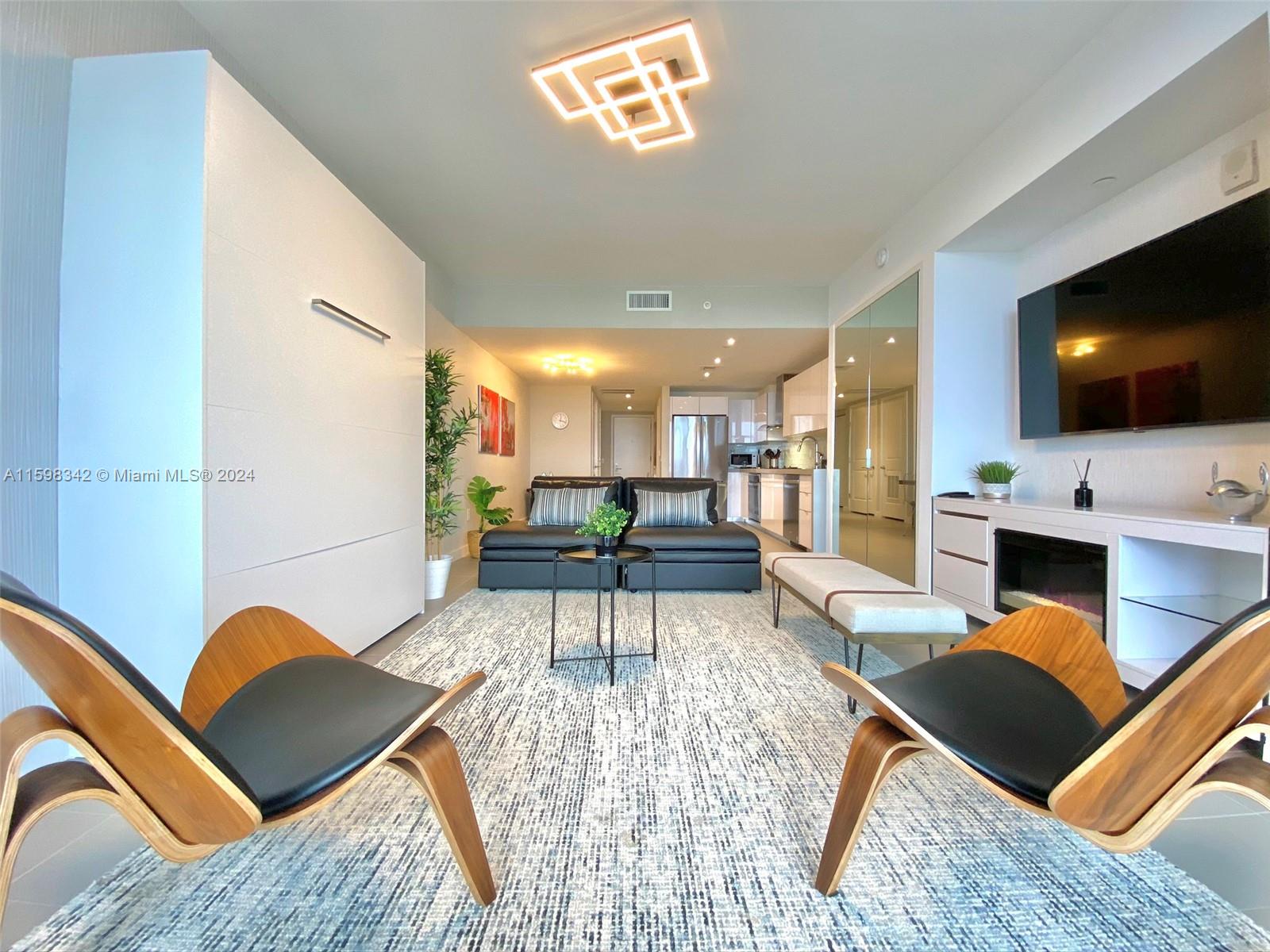 1600 NE 1st Ave # 1503