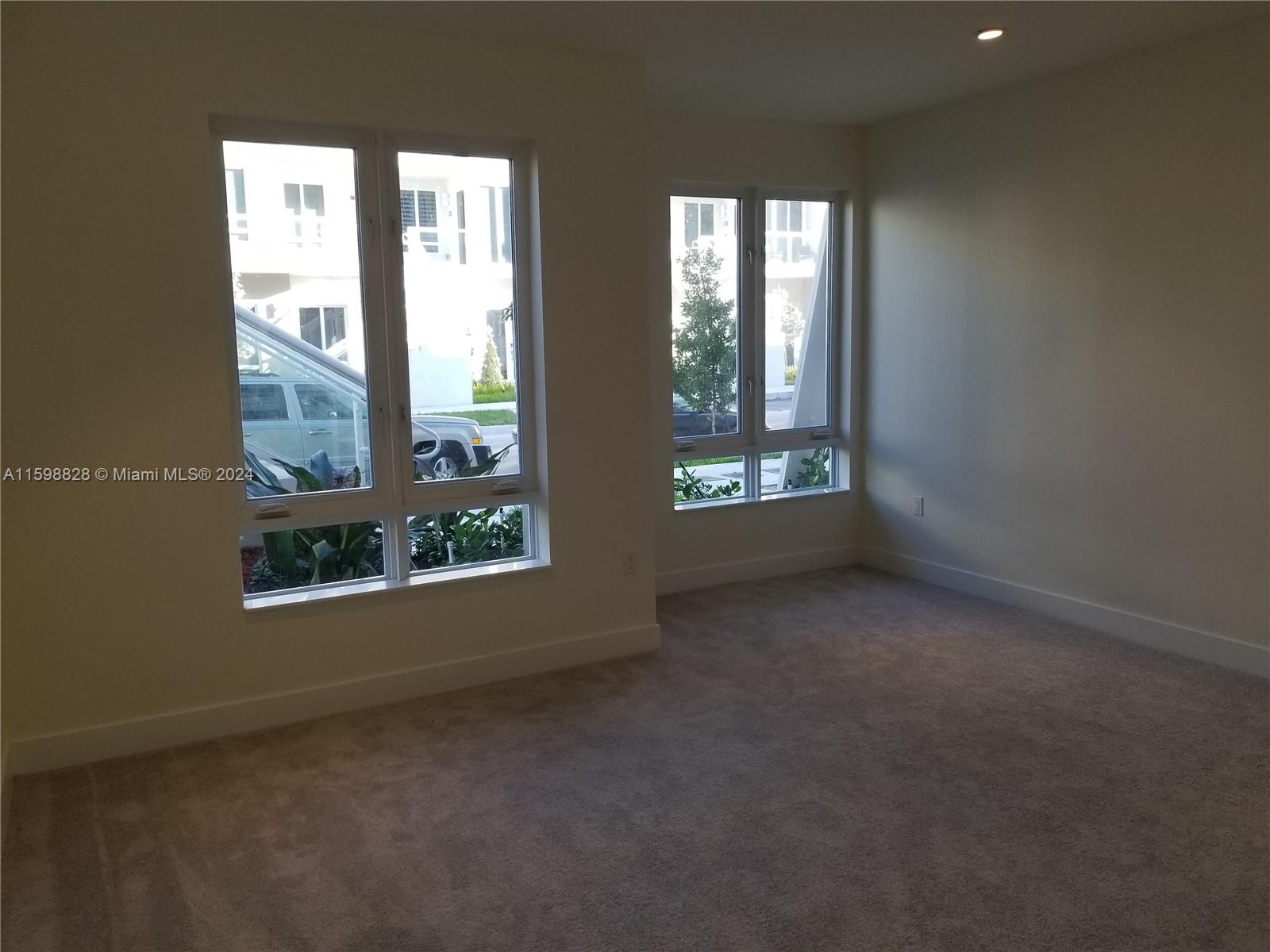 10220 NW 63rd Ter # 111