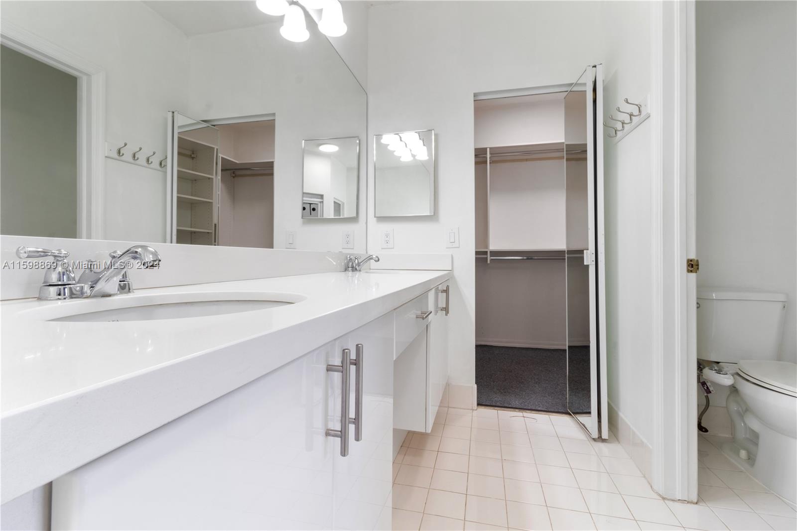 1145 Oysterwood # 0