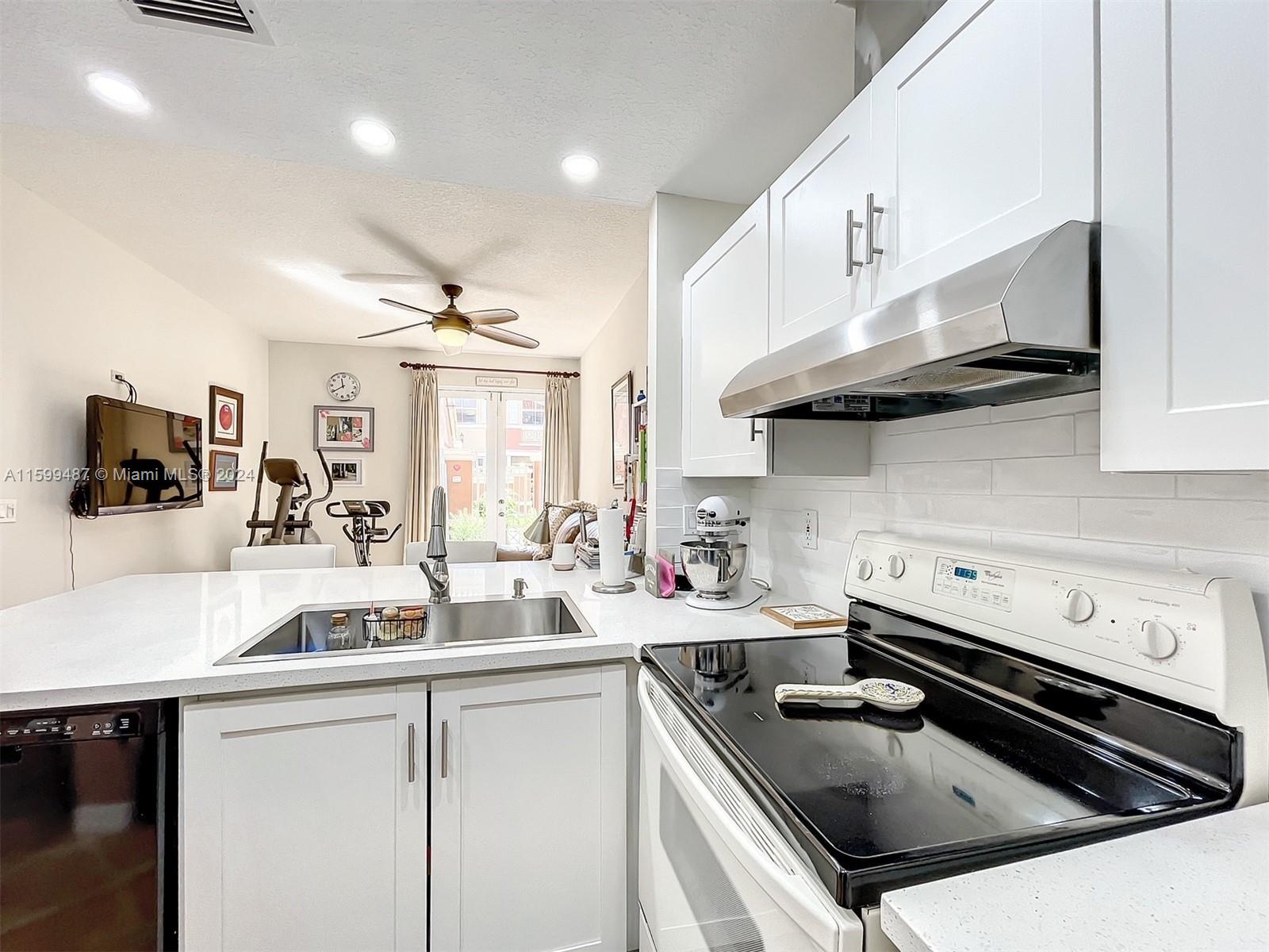 11479 NW 60th Ter # 367