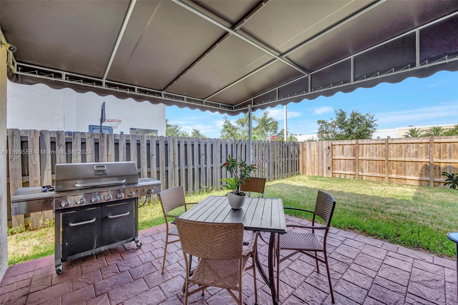 232 NE 23rd Ter # 232