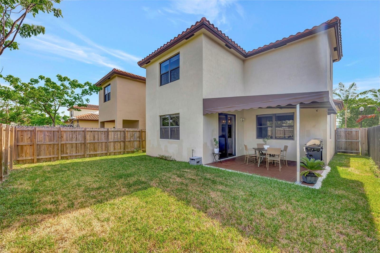 232 NE 23rd Ter # 232