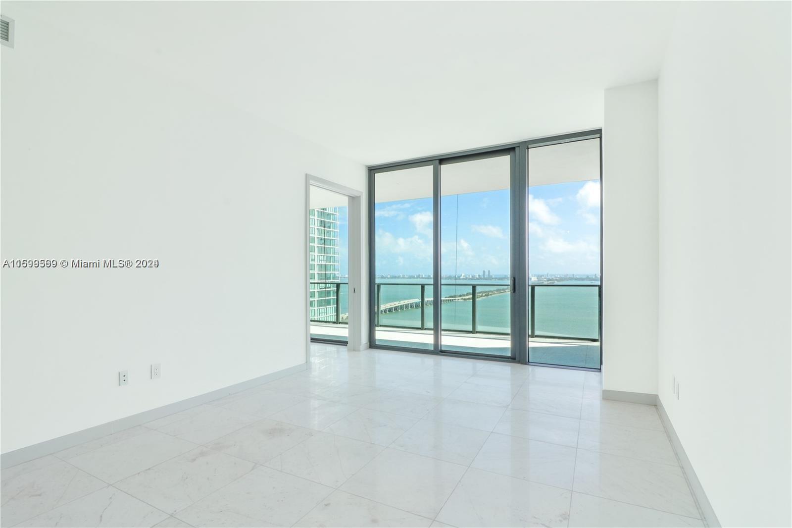 480 NE 31st St # 3103