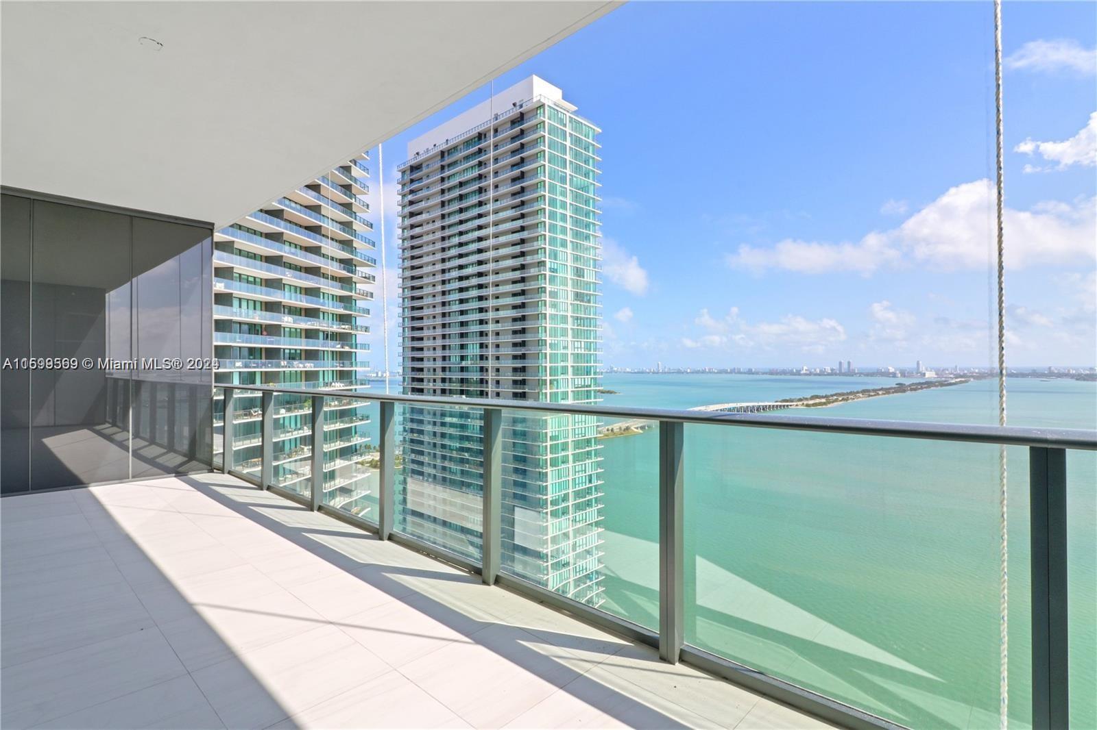 480 NE 31st St # 3103