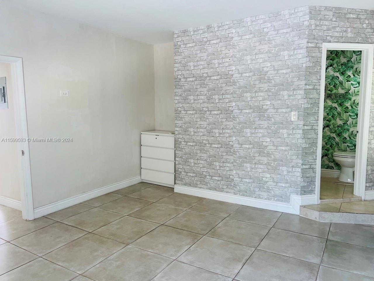 1536 Polk St # 6