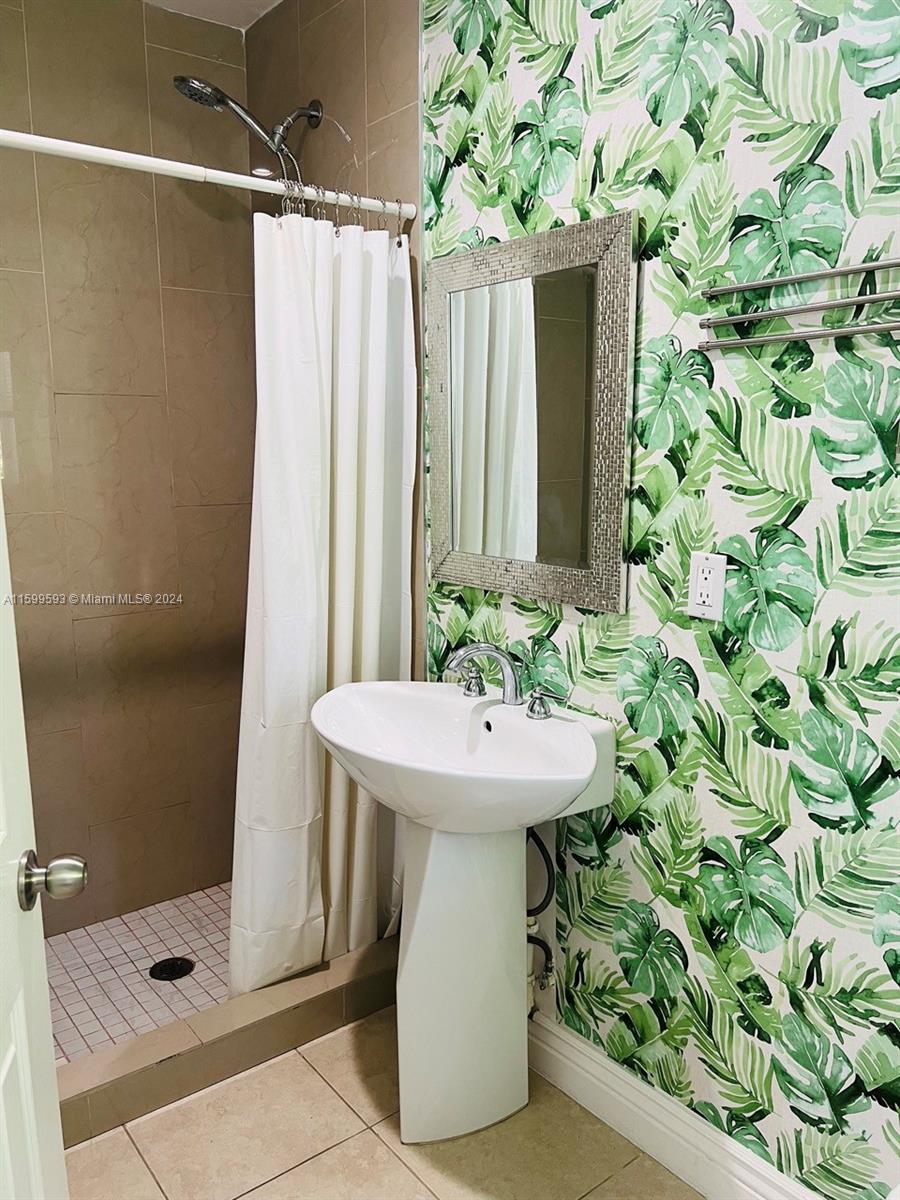 1536 Polk St # 6