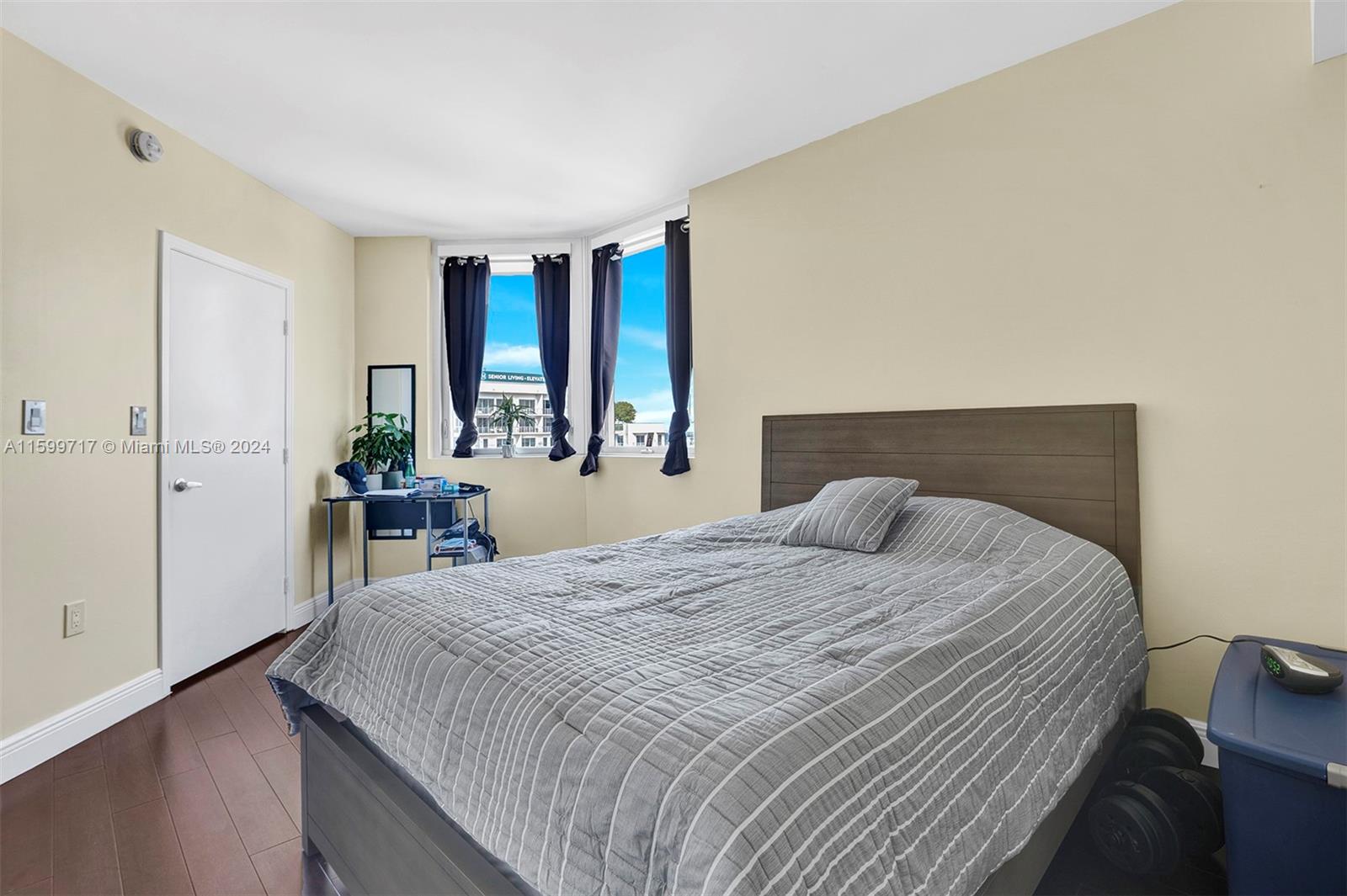 9055 SW 73rd Ct # 2109