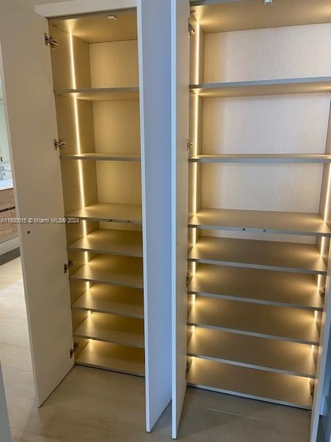 170 Ocean Lane Dr # 403