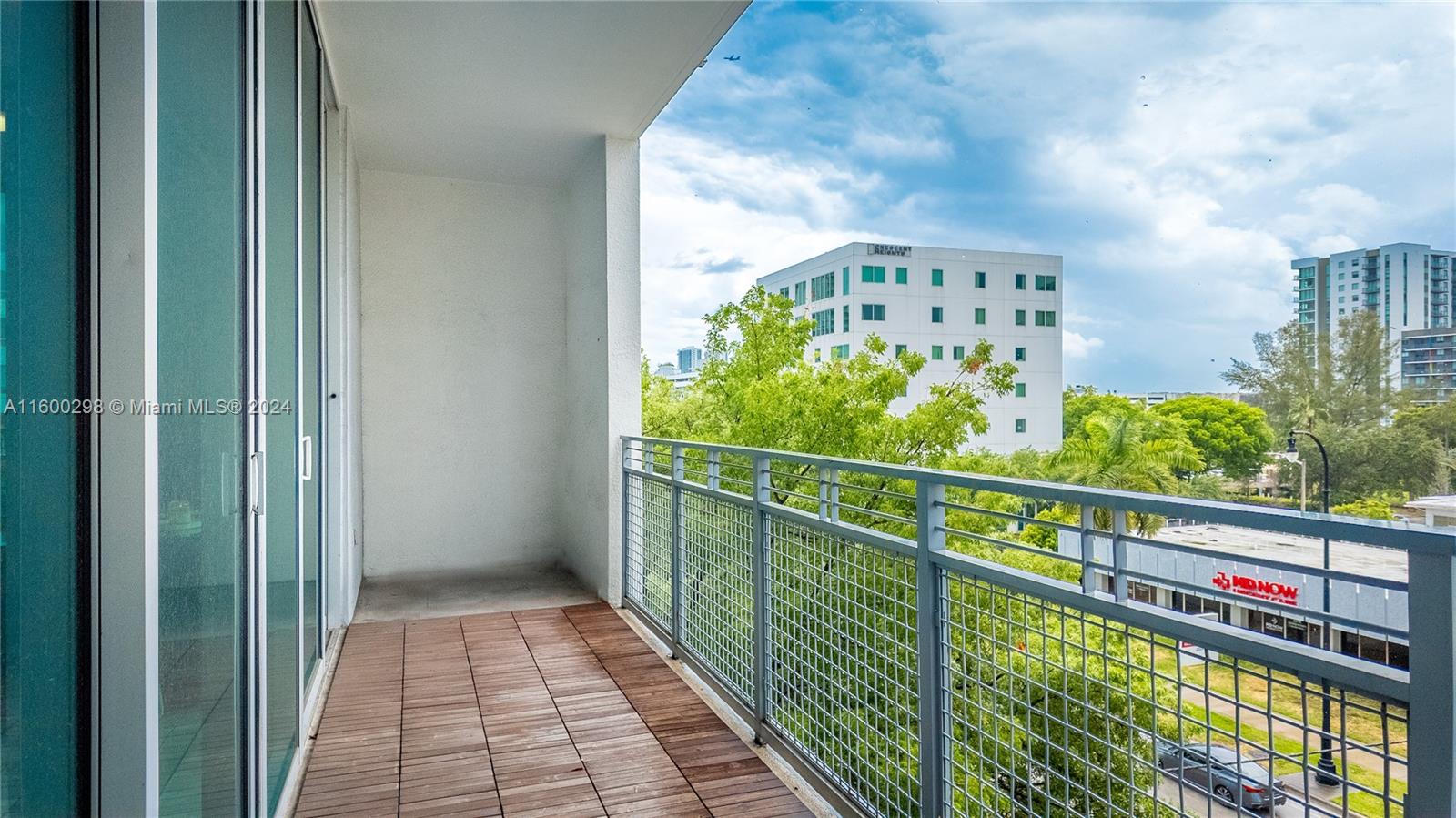 350 NE 24th St # 410