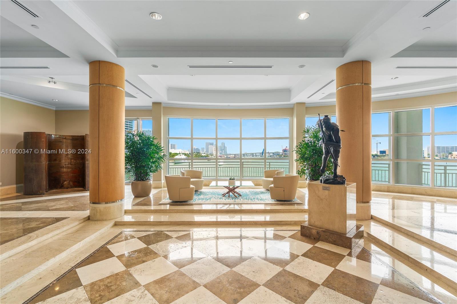 848 Brickell Key Dr # 2405