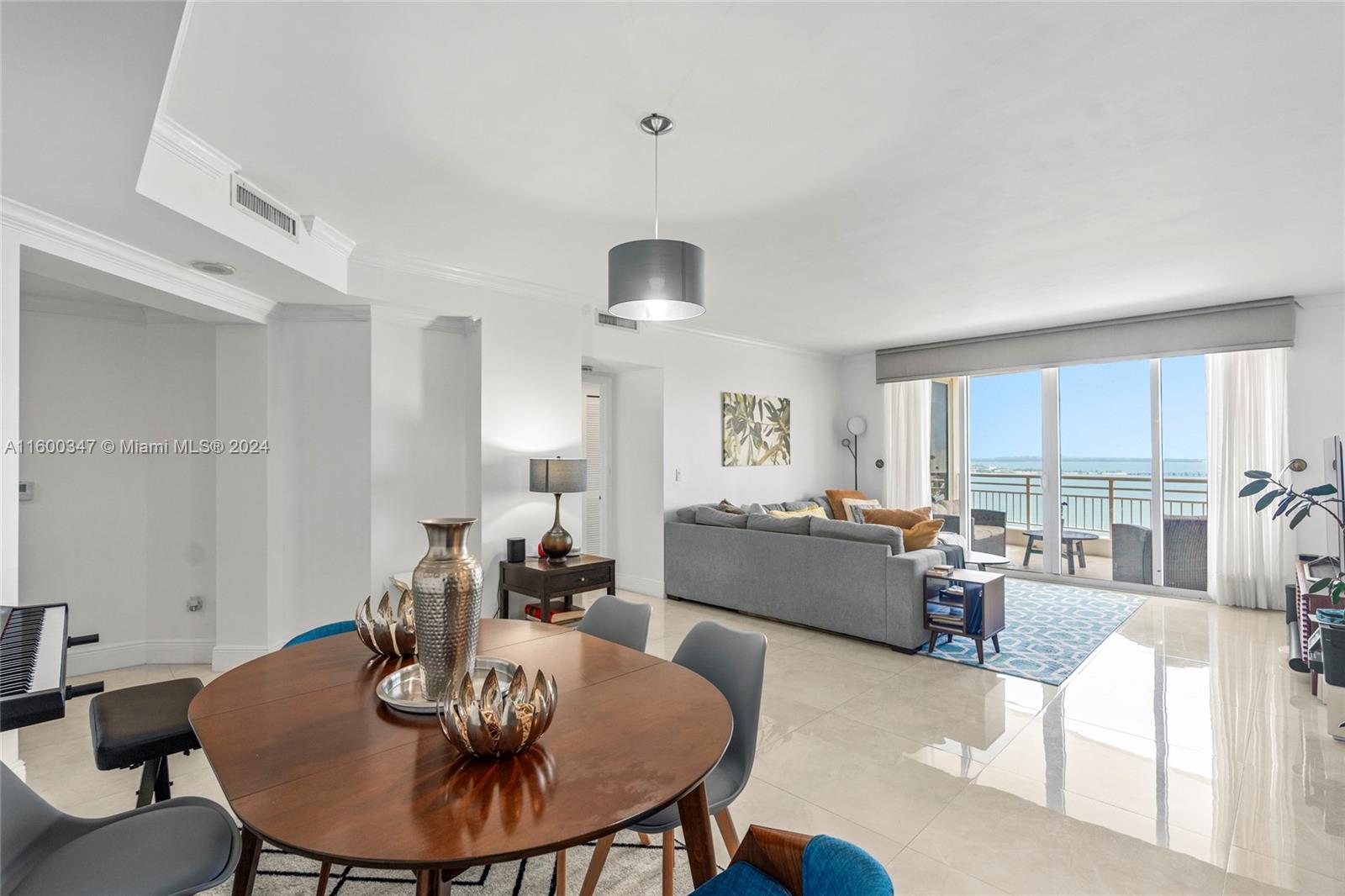 848 Brickell Key Dr # 2405