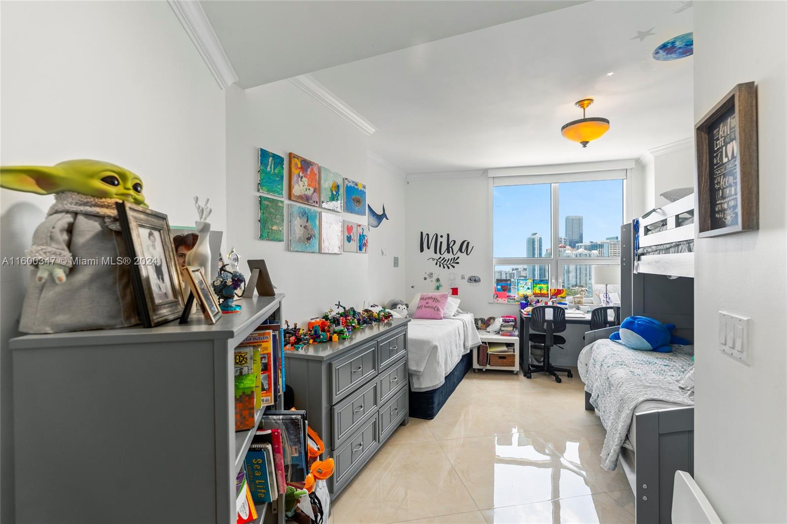848 Brickell Key Dr # 2405