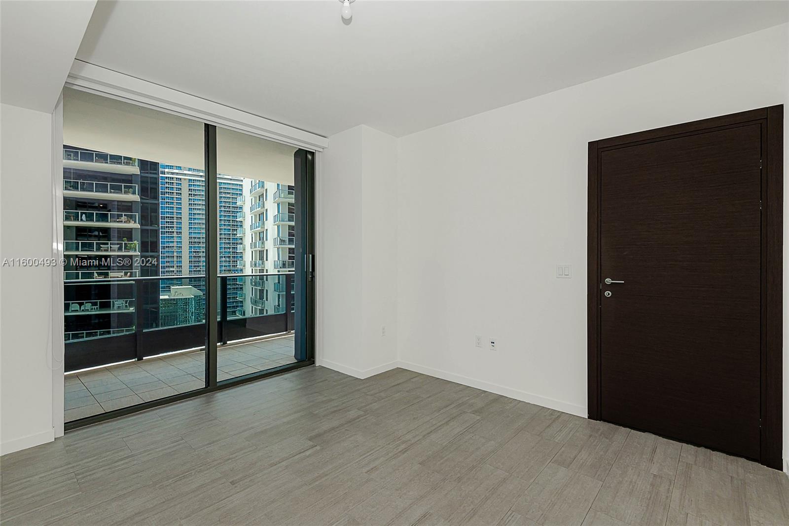 1000 Brickell Plz # 3005
