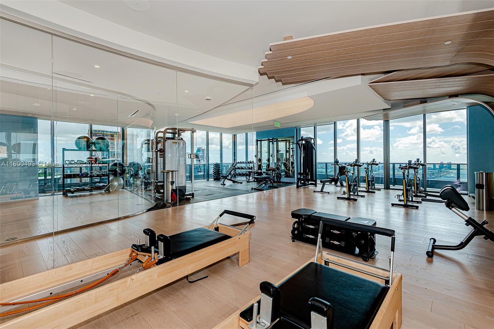 1000 Brickell Plz # 3005