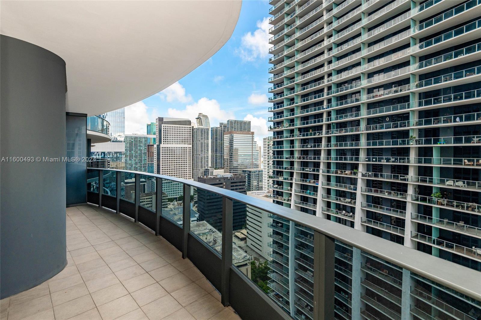 1000 Brickell Plz # 3005