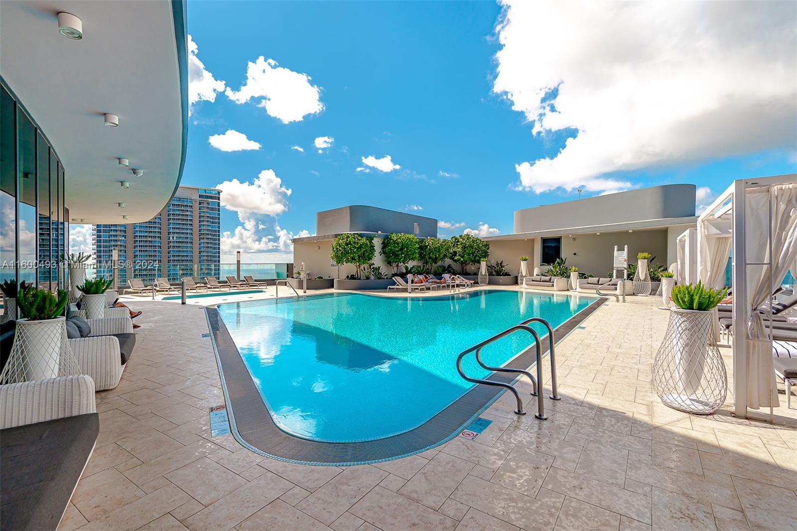 1000 Brickell Plz # 3005