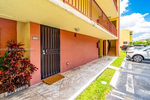 8775 Park Blvd # 104