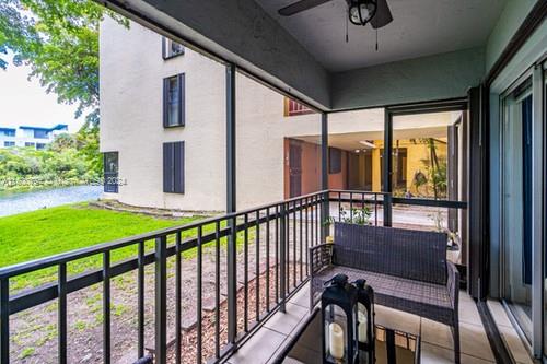 8775 Park Blvd # 104