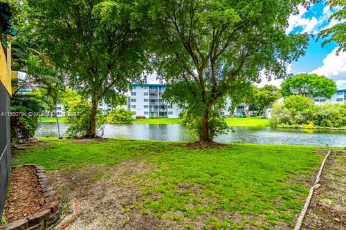 8775 Park Blvd # 104