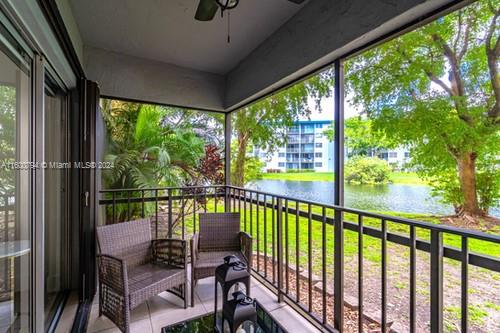 8775 Park Blvd # 104