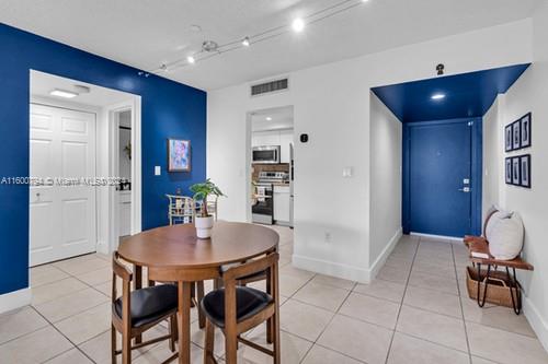 8775 Park Blvd # 104