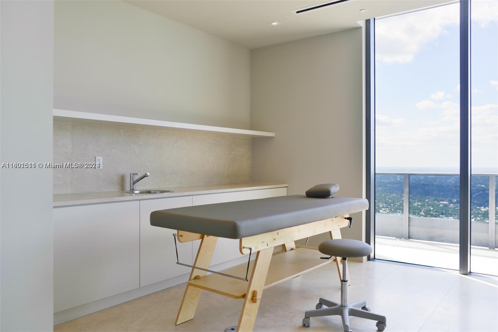 1000 Brickell Plaza # 2307