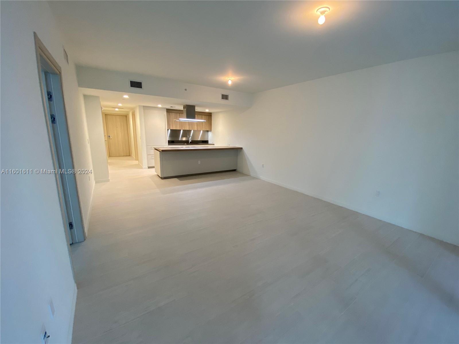 1000 Brickell Plaza # 2307
