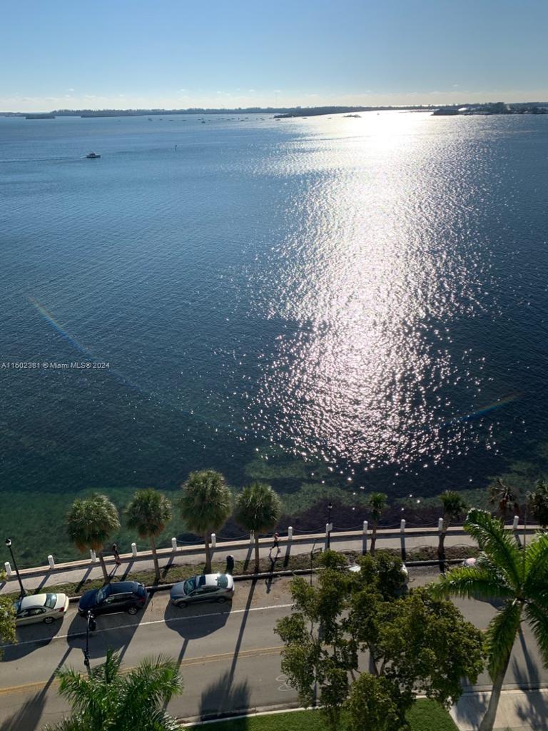 1420 Brickell Bay Dr # 902E