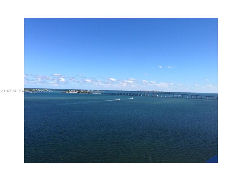 1420 Brickell Bay Dr # 902E