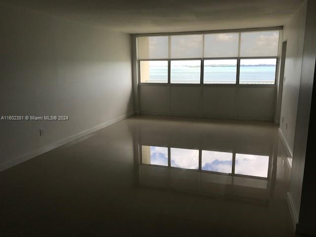 1420 Brickell Bay Dr # 902E