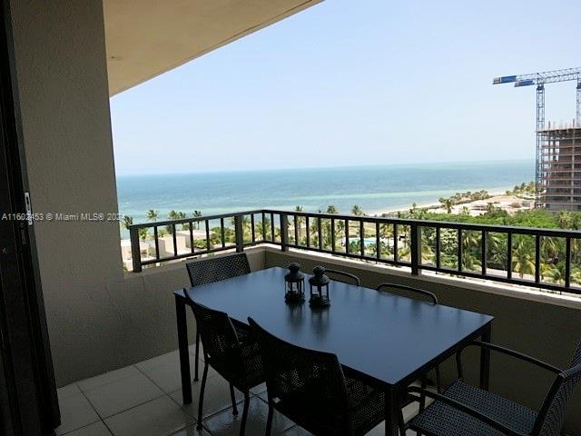 201 Crandon Blvd # 1027
