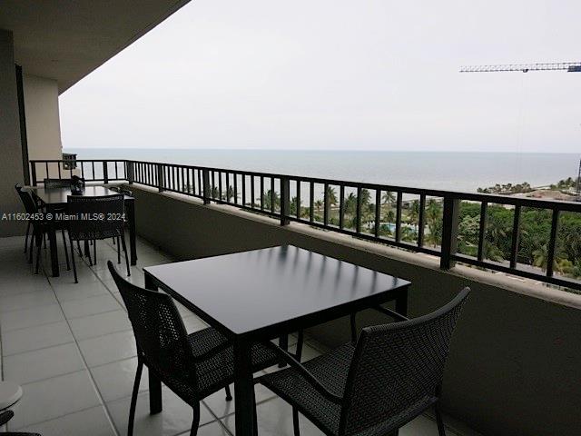 201 Crandon Blvd # 1027