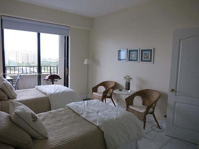 201 Crandon Blvd # 1027