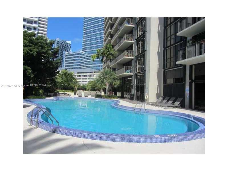 1450 Brickell Bay Dr # 406