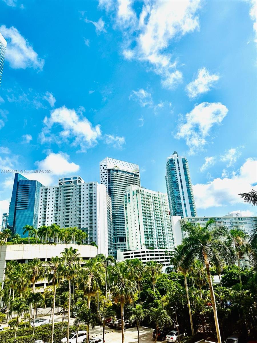 1450 Brickell Bay Dr # 406