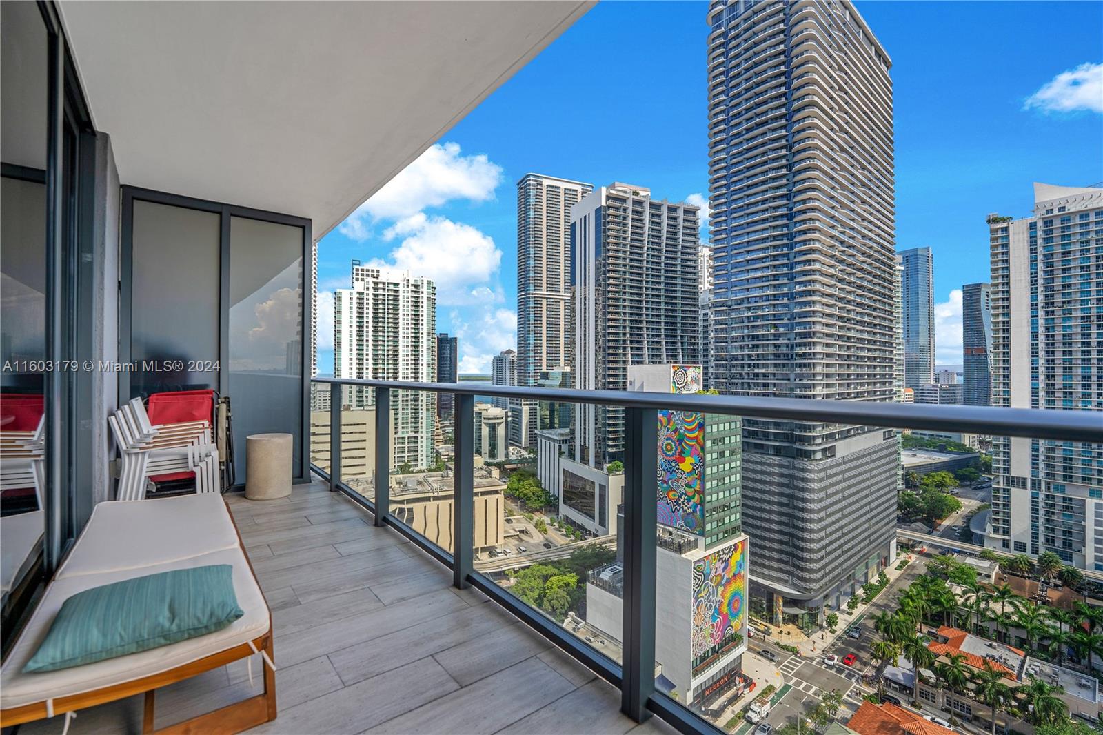 45 SW 9th St # 2205